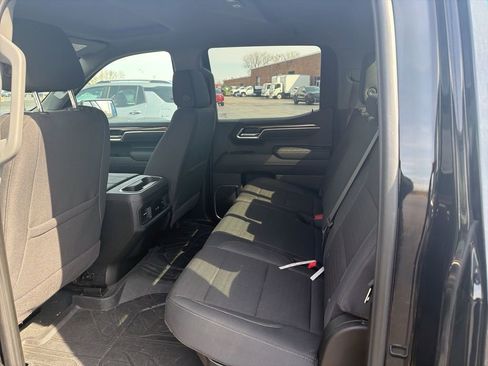 Used 2025 Chevrolet Silverado 1500 LT w/ Convenience Package II image 10