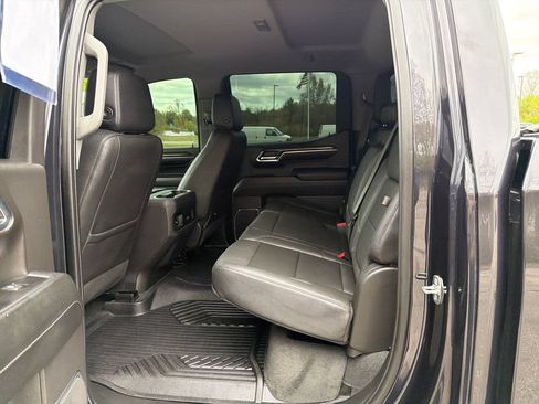 Used 2024 Chevrolet Silverado 1500 LT Trail Boss w/ LT Trail Boss Premium Package AWD/4WD image 23