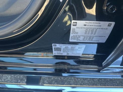 Certified 2025 Chevrolet Silverado 2500 LTZ image 36