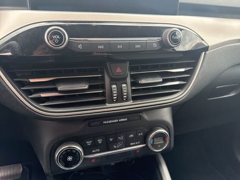 Used 2020 Ford Escape SE AWD/4WD image 14