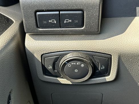 Used 2022 Ford F550 2WD Regular Cab Super Duty image 24