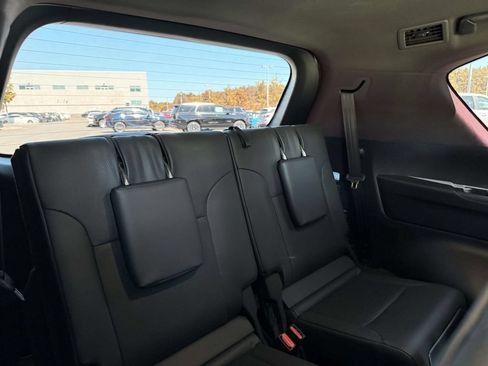 Used 2023 Lexus LX 600 4WD w/ Appearance Package image 16