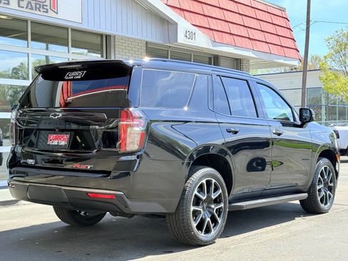 Used 2021 Chevrolet Tahoe RST w/ Luxury Package image 3