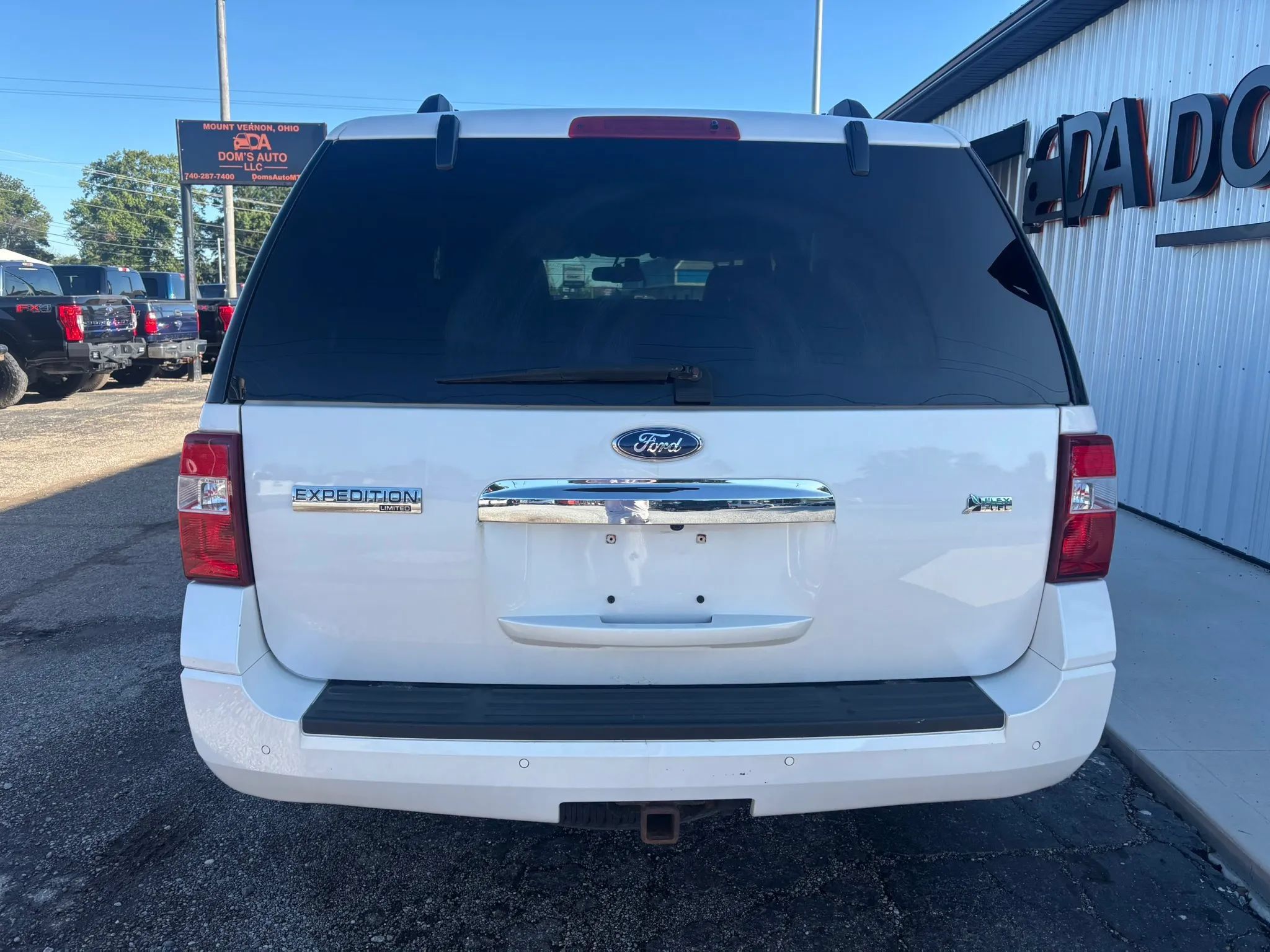 Used 2013 Ford Expedition Limited AWD/4WD image 4