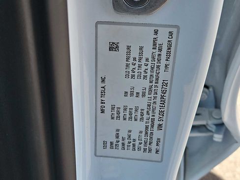 Used 2023 Tesla Model 3 Standard Range RWD image 33