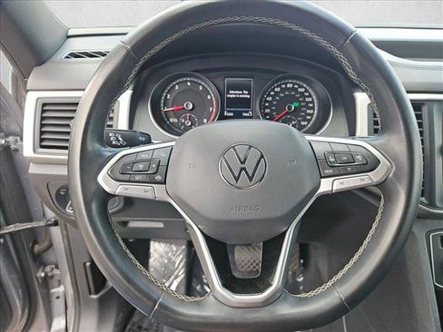 Used 2021 Volkswagen Atlas Cross Sport SE FWD image 11