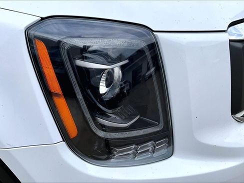 Used 2021 Kia Telluride LX FWD image 26