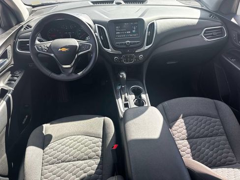 Used 2018 Chevrolet Equinox LT AWD/4WD image 13