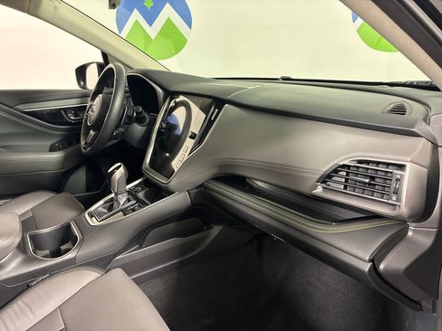 Certified 2025 Subaru Outback Onyx Edition XT image 31