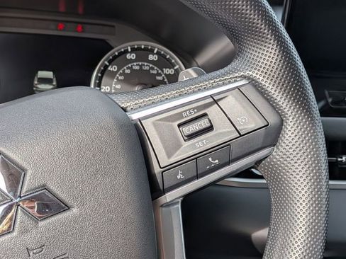 New 2026 Mitsubishi Outlander ES image 16