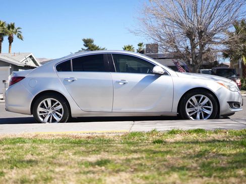 Used 2014 Buick Regal Premium image 11