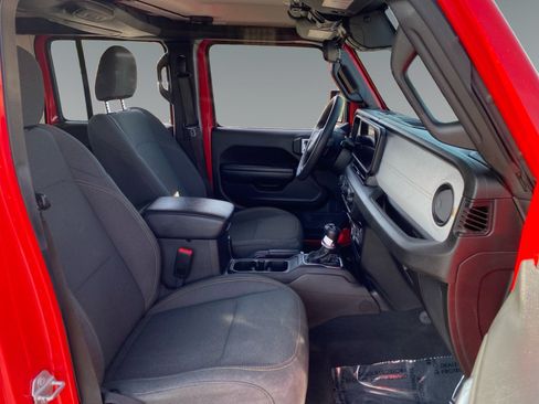 Used 2024 Jeep Wrangler Unlimited Sport AWD/4WD image 15