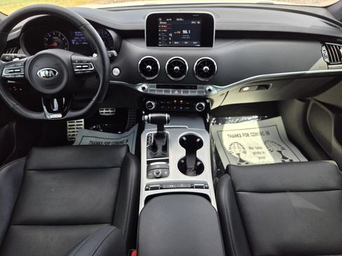 Used 2019 Kia Stinger GT RWD image 10