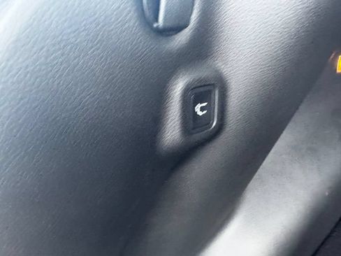 New 2026 Jeep Compass Limited AWD/4WD image 19