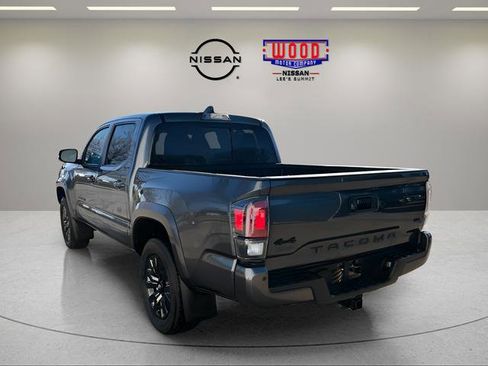 Used 2023 Toyota Tacoma Limited w/ Nightshade Package image 4