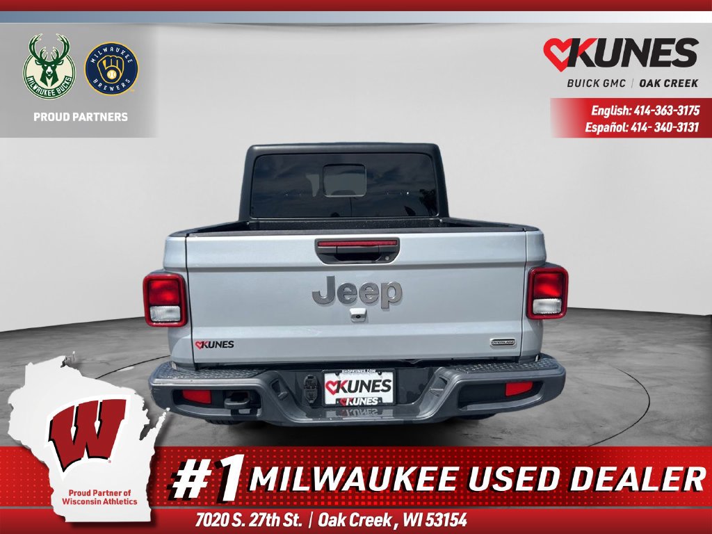 Used 2023 Jeep Gladiator Overland AWD/4WD image 4