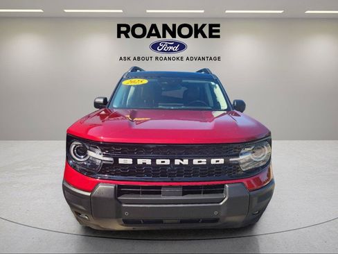 Used 2025 Ford Bronco Sport Outer Banks w/ Outer Banks Tech Package+ AWD/4WD image 7
