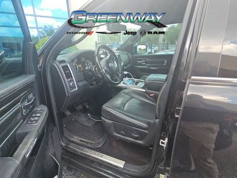 Used 2017 RAM 1500 Limited RWD image 11