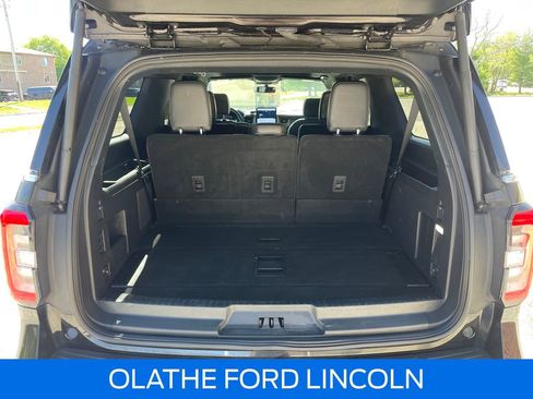 Used 2024 Ford Expedition Max Platinum AWD/4WD image 29