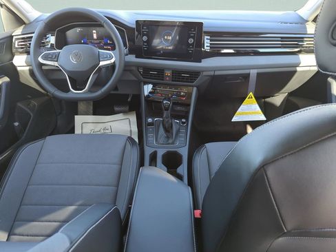 New 2026 Volkswagen Jetta SE image 18