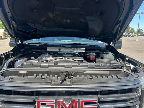 Used 2020 GMC Sierra 3500 AT4 w/ AT4 Premium Package AWD/4WD image 29