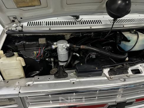 Used 1986 Chevrolet G20 image 49