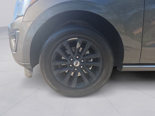 Used 2019 Ford Expedition Max Limited RWD image 9