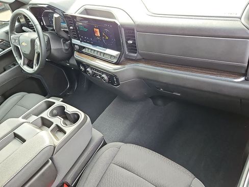 Used 2023 Chevrolet Silverado 1500 LT AWD/4WD image 33