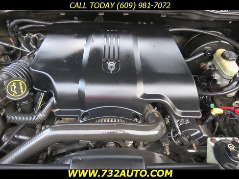 Used 2003 Ford Explorer Limited image 17