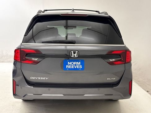 New 2026 Honda Odyssey Elite image 8