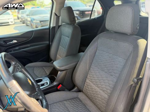 Used 2019 Chevrolet Equinox LT AWD/4WD image 14