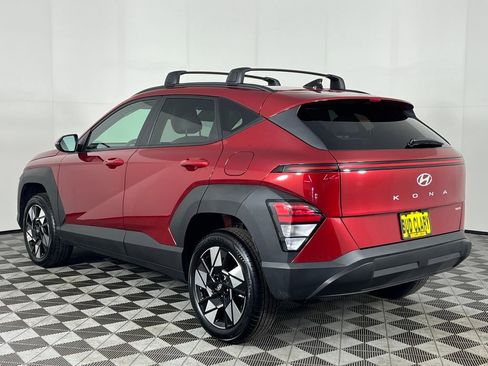 Used 2025 Hyundai Kona SEL image 8