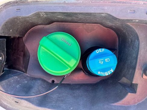 Used 2018 Chevrolet Equinox LT image 7