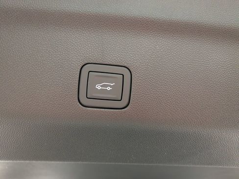 New 2026 GMC Yukon XL Denali w/ LPO, Floor Liner Package image 11