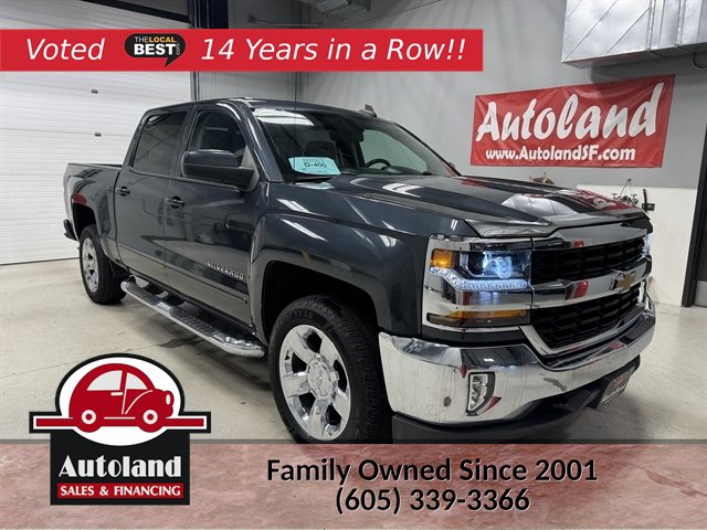 Used 2018 Chevrolet Silverado 1500 LT w/ LT Eassist Package AWD/4WD image 1