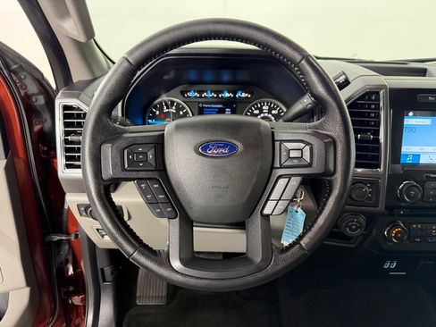 Used 2016 Ford F150 XLT w/ Equipment Group 302A Luxury AWD/4WD image 12