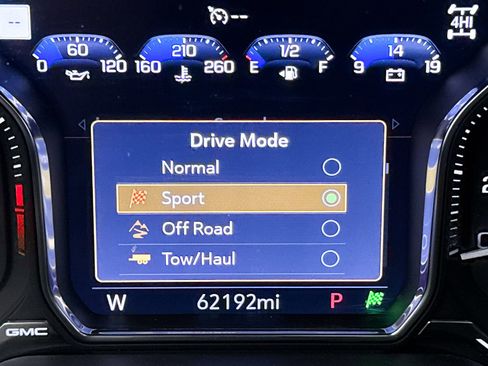 Used 2021 GMC Yukon XL AT4 w/ Rear Media and Nav Package AWD/4WD image 9