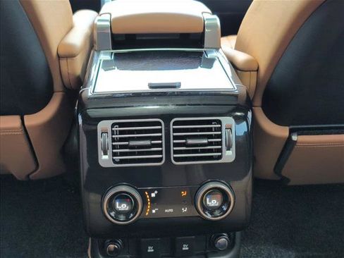 Used 2021 Land Rover Range Rover Long Wheelbase Autobiography AWD/4WD image 28