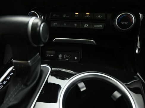 Used 2019 Kia Stinger Premium RWD image 16
