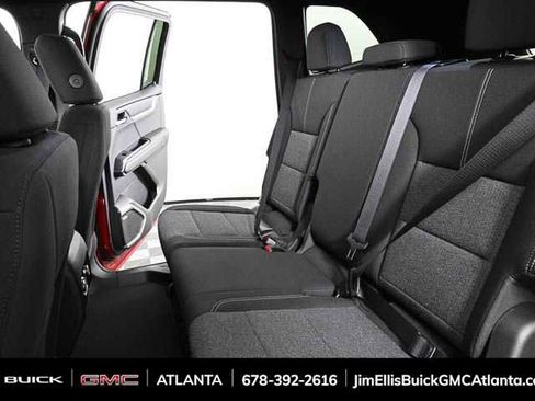 New 2025 GMC Acadia Elevation image 20