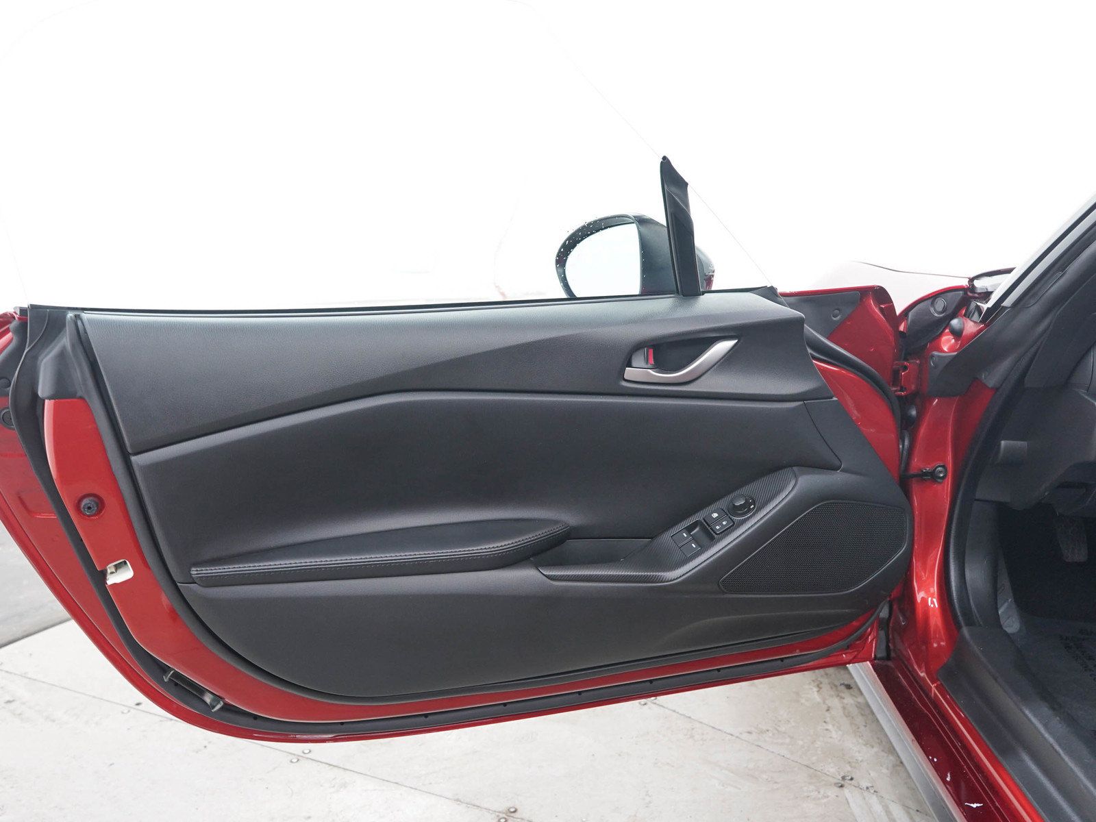 Used 2024 MAZDA MX-5 Miata Sport RWD image 14