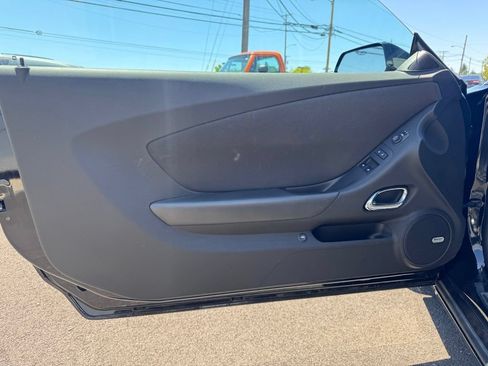 Used 2013 Chevrolet Camaro SS w/ SS Performance Package RWD image 13