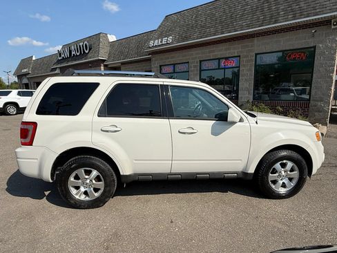 Used 2010 Ford Escape Limited FWD image 4