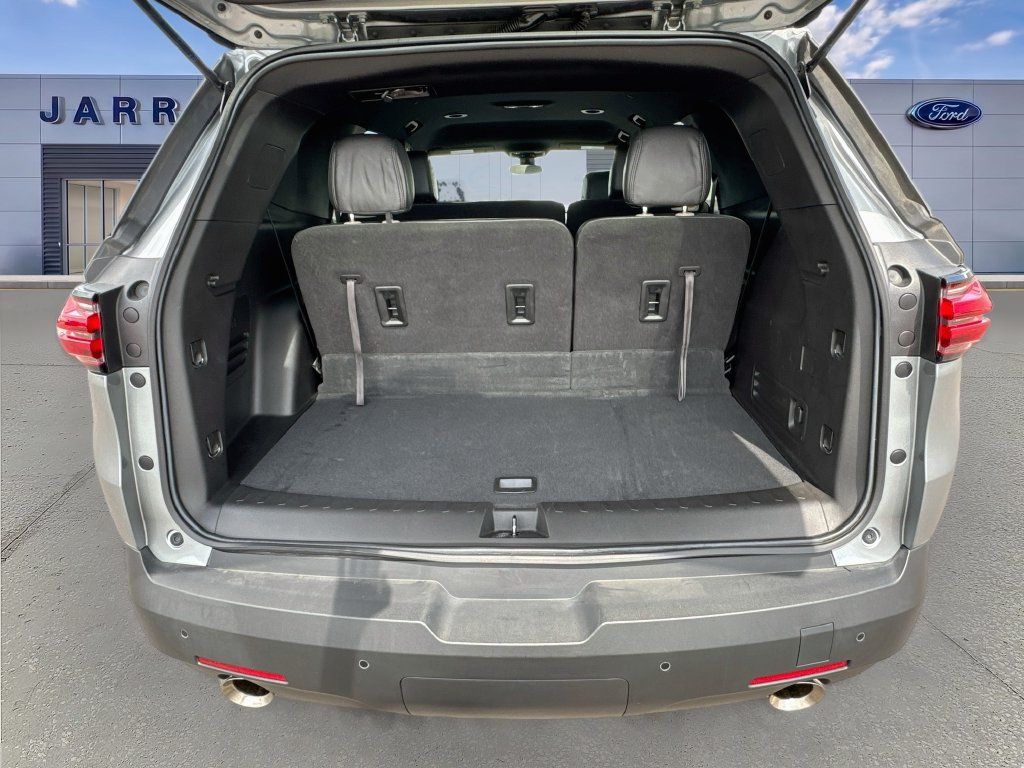 Used 2023 Chevrolet Traverse LS w/ Safety Package FWD image 24