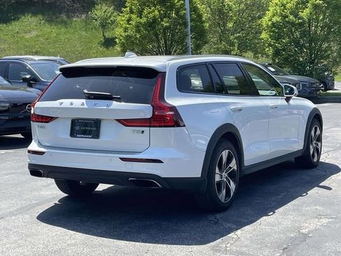 Used 2020 Volvo V60 T5 Cross Country w/ Protection Package Premier AWD/4WD image 4