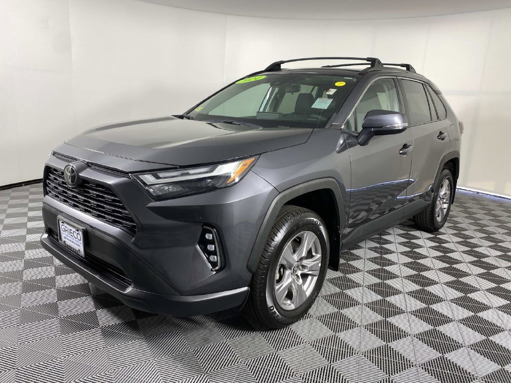 Used 2024 Toyota RAV4 XLE w/ Convenience Package AWD/4WD image 4