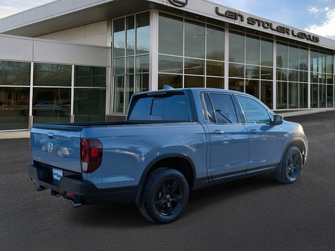 Used 2022 Honda Ridgeline Black Edition image 3