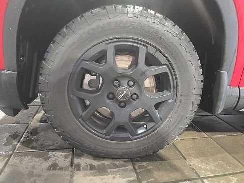 Used 2024 Honda Pilot TrailSport image 8