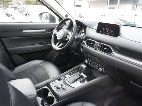 Used 2019 MAZDA CX-5 Touring image 29