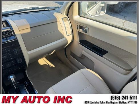 Used 2010 Ford Escape Limited AWD/4WD image 14